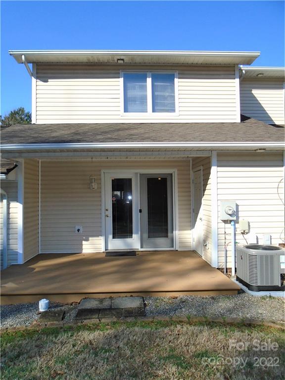 3383 White Oak Court