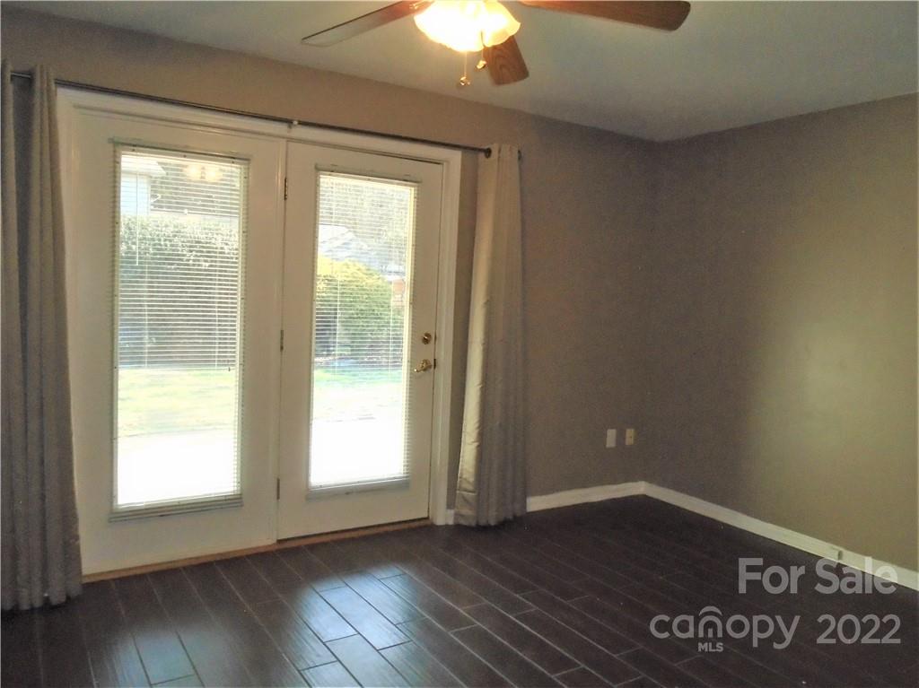 3383 White Oak Court