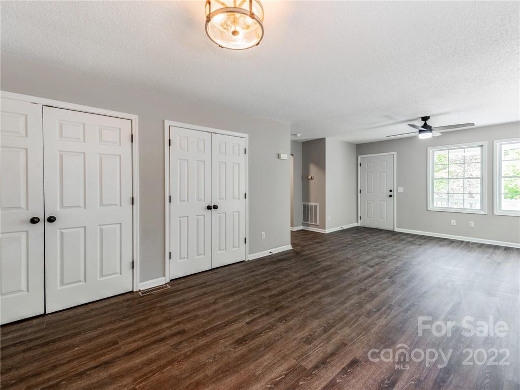 209 Gravel Hill Court