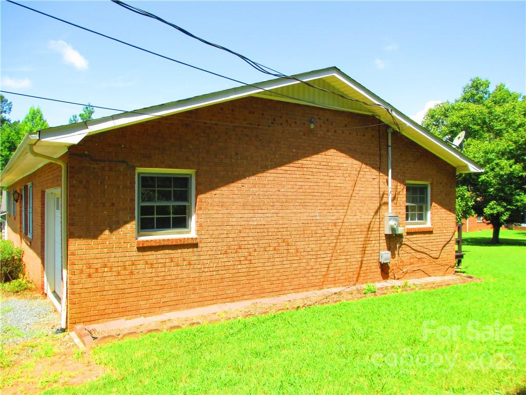 3036 Cochran Street Unit: 13