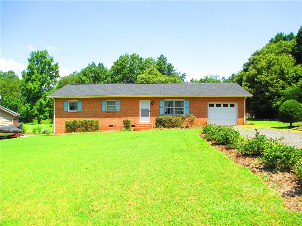 3036 Cochran Street Unit: 13