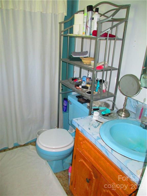 3036 Cochran Street Unit: 13