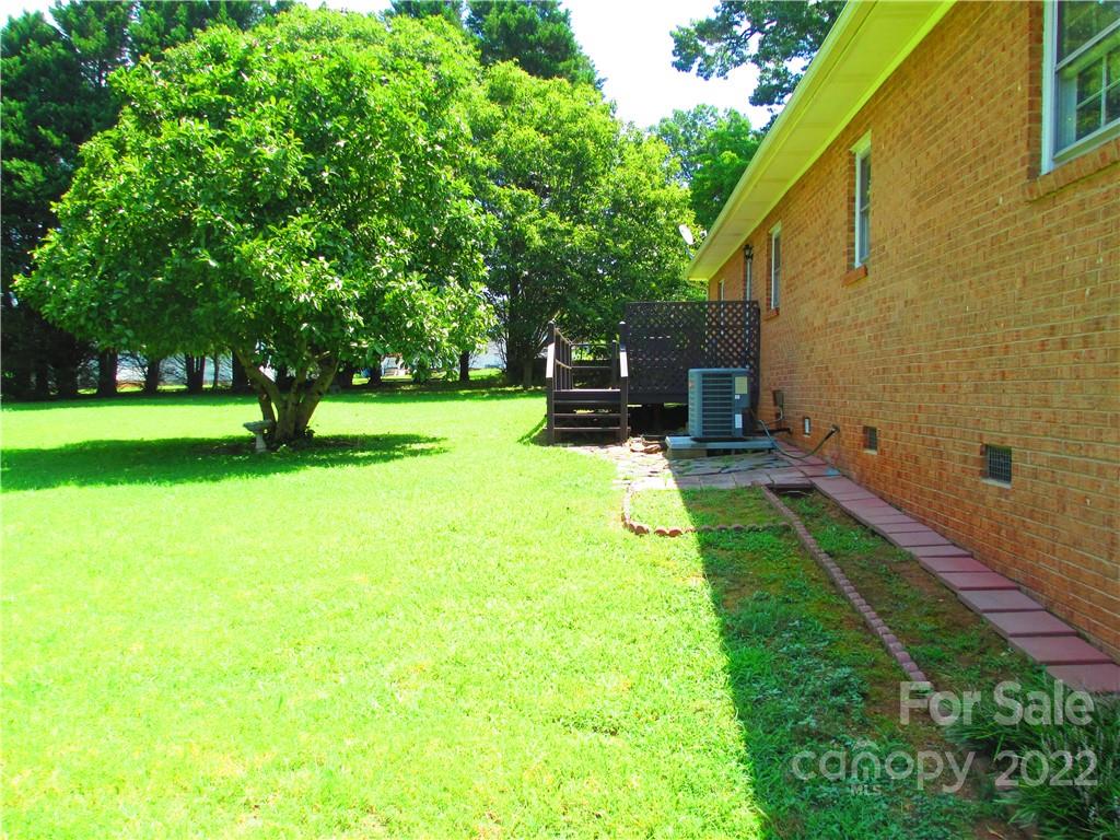 3036 Cochran Street Unit: 13