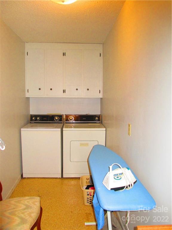 3036 Cochran Street Unit: 13