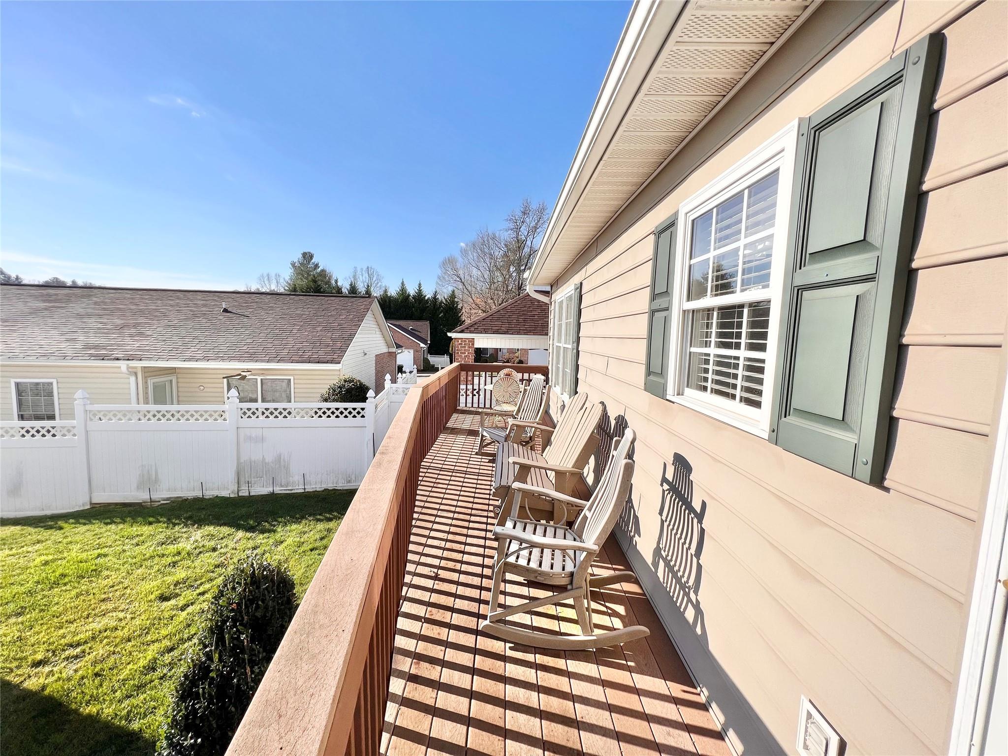 1206 Wexford Village Circle