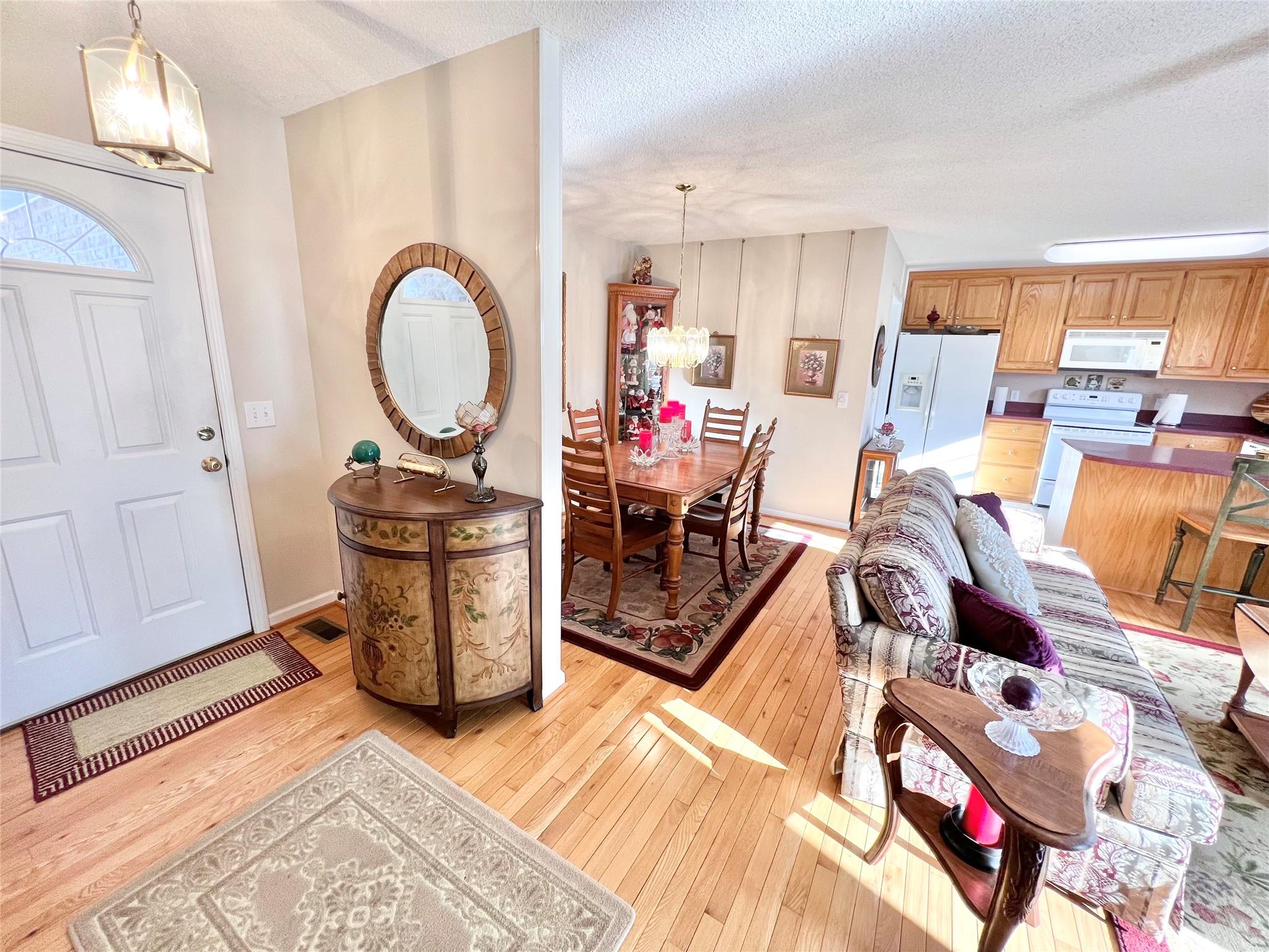 1206 Wexford Village Circle