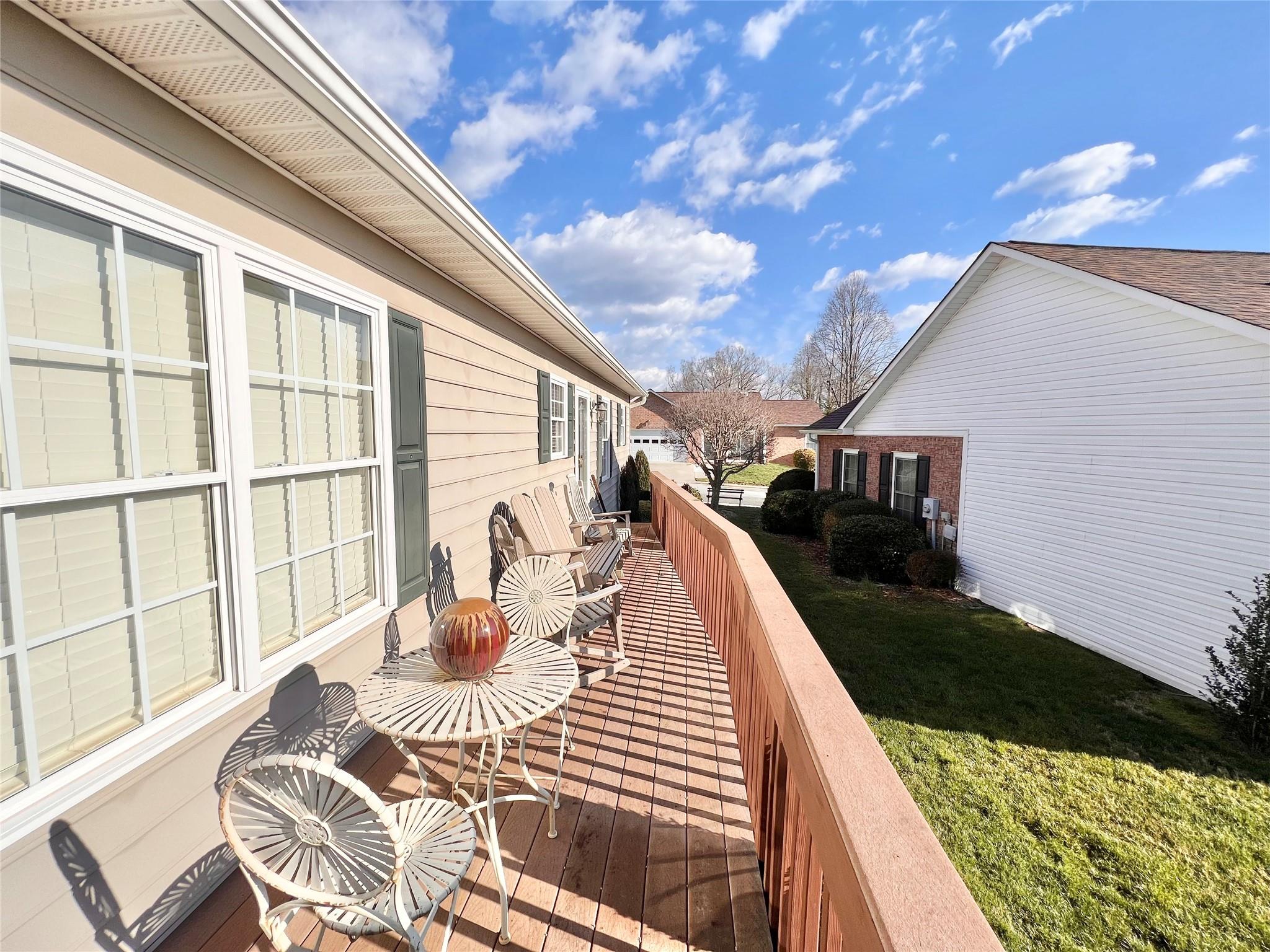 1206 Wexford Village Circle