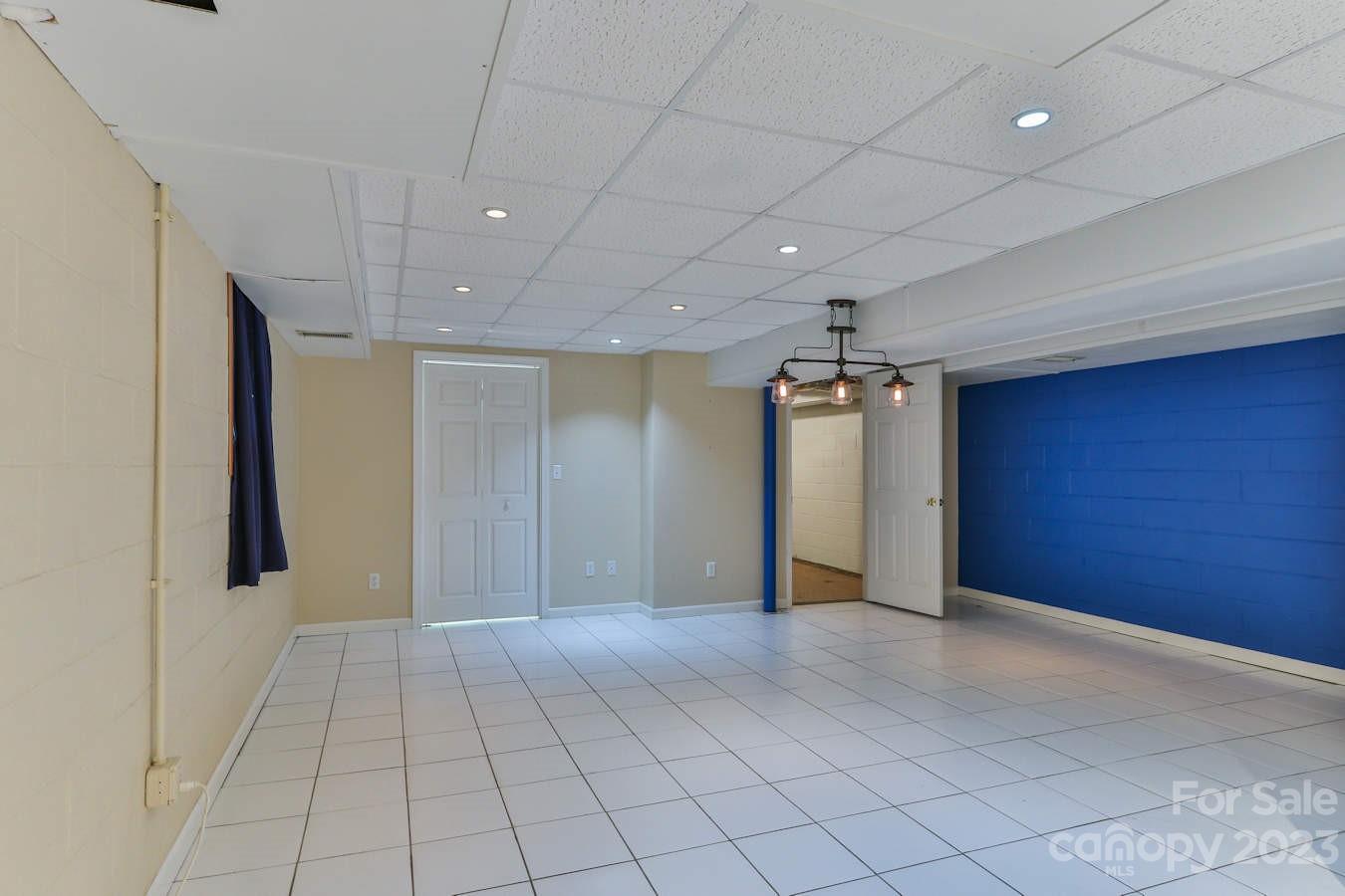 1341 36th Ave Drive NE