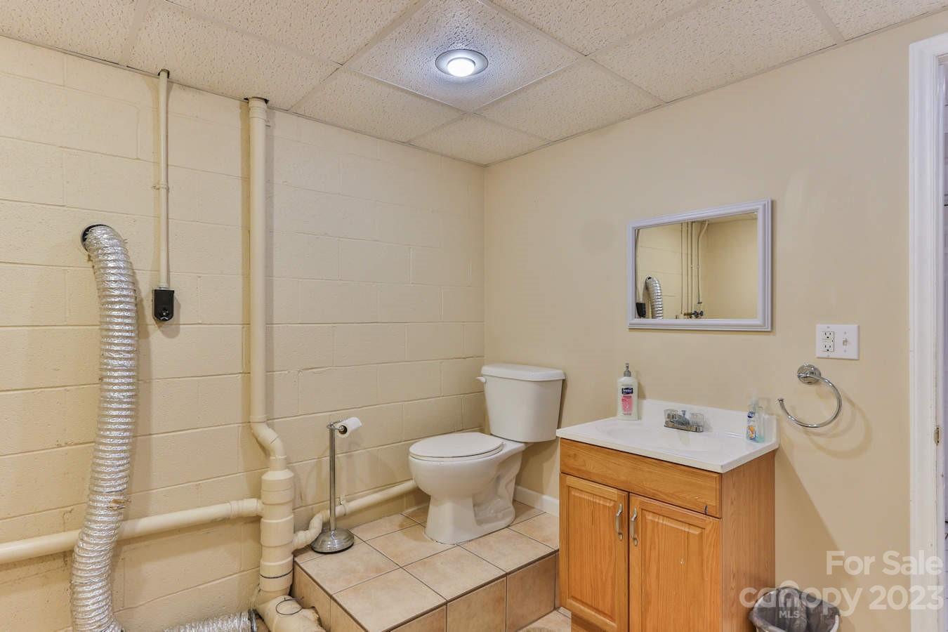 1341 36th Ave Drive NE