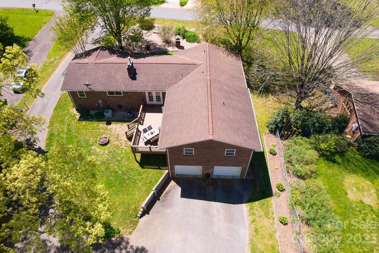 1341 36th Ave Drive NE