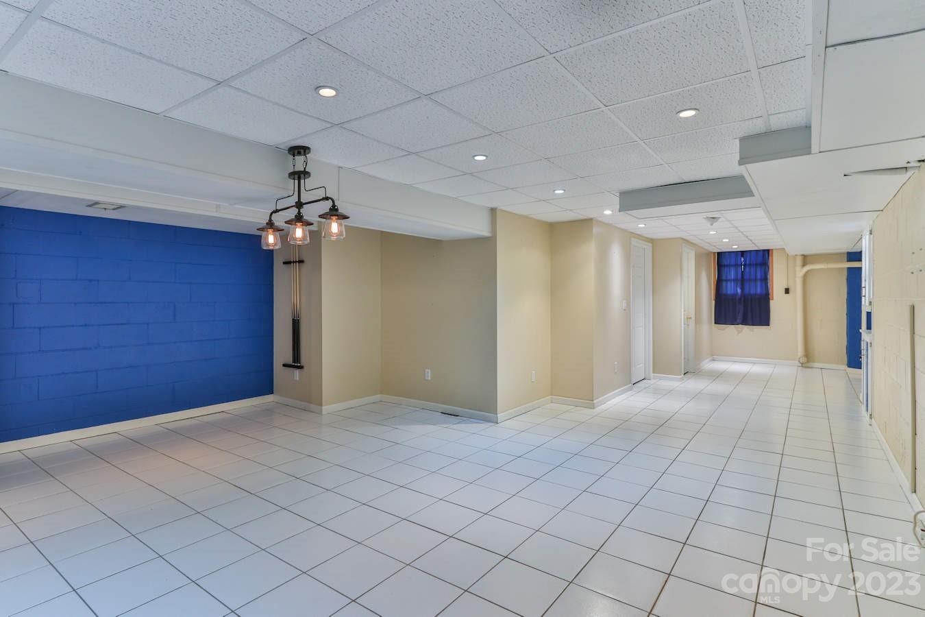 1341 36th Ave Drive NE