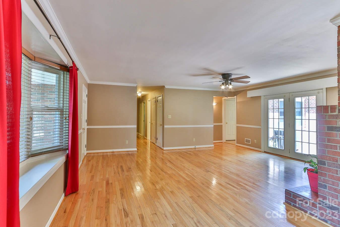 1341 36th Ave Drive NE