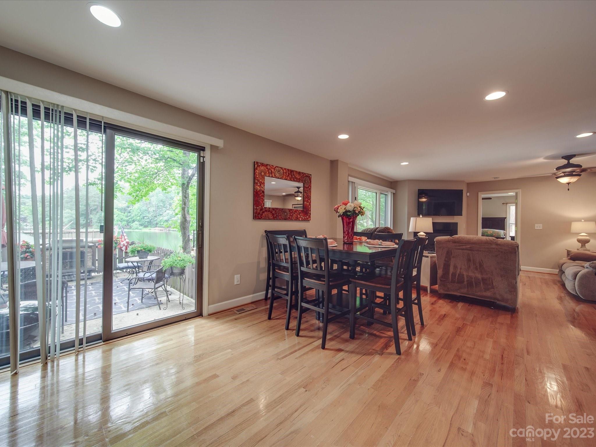 10617 Willow Oak Road