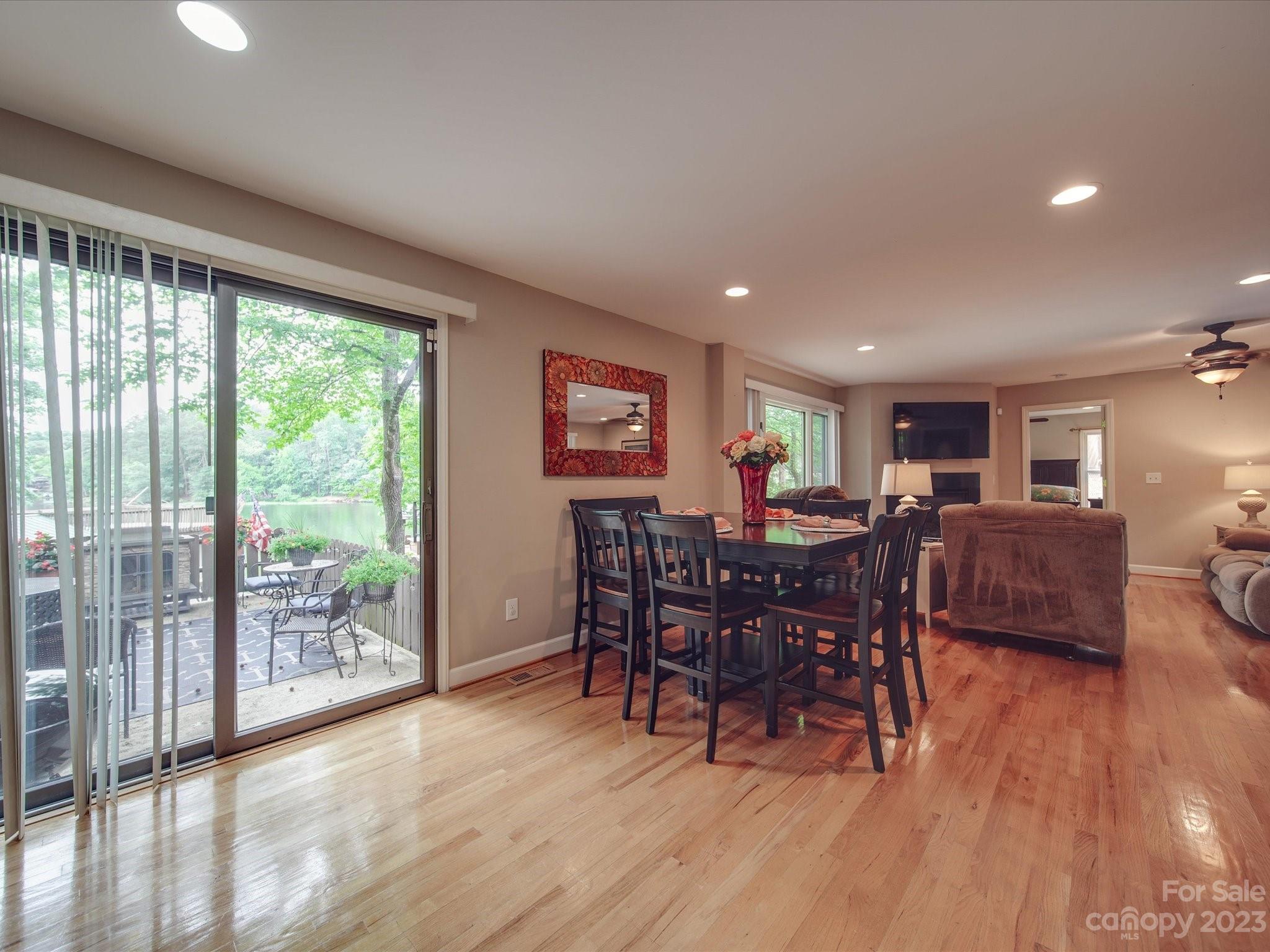 10617 Willow Oak Road