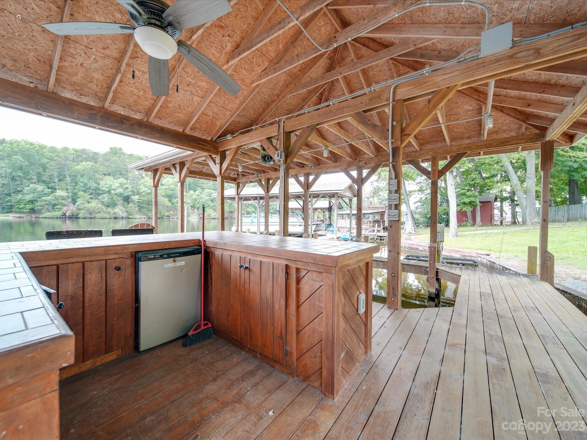 10617 Willow Oak Road