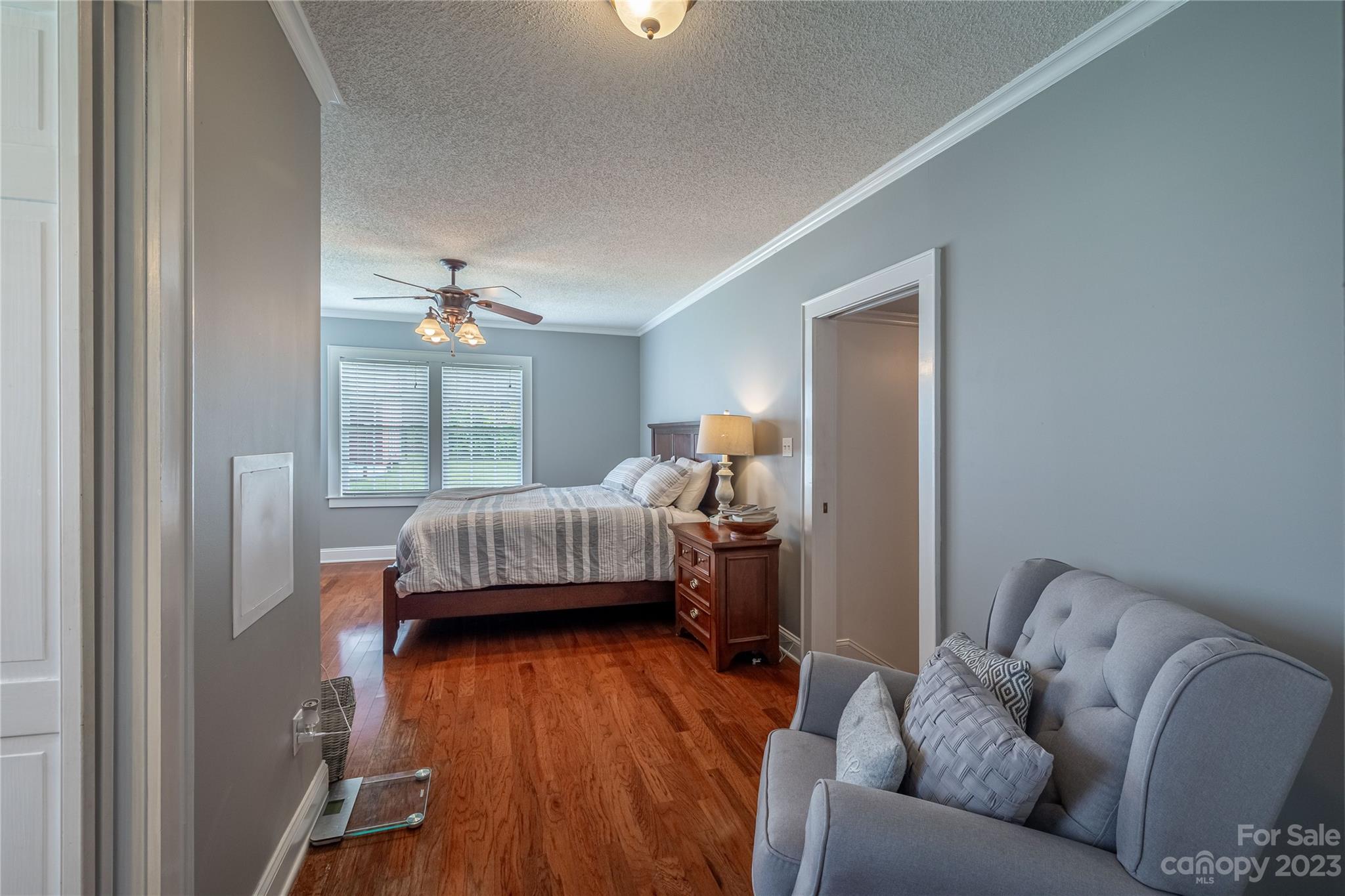 210 Woodlawn Drive