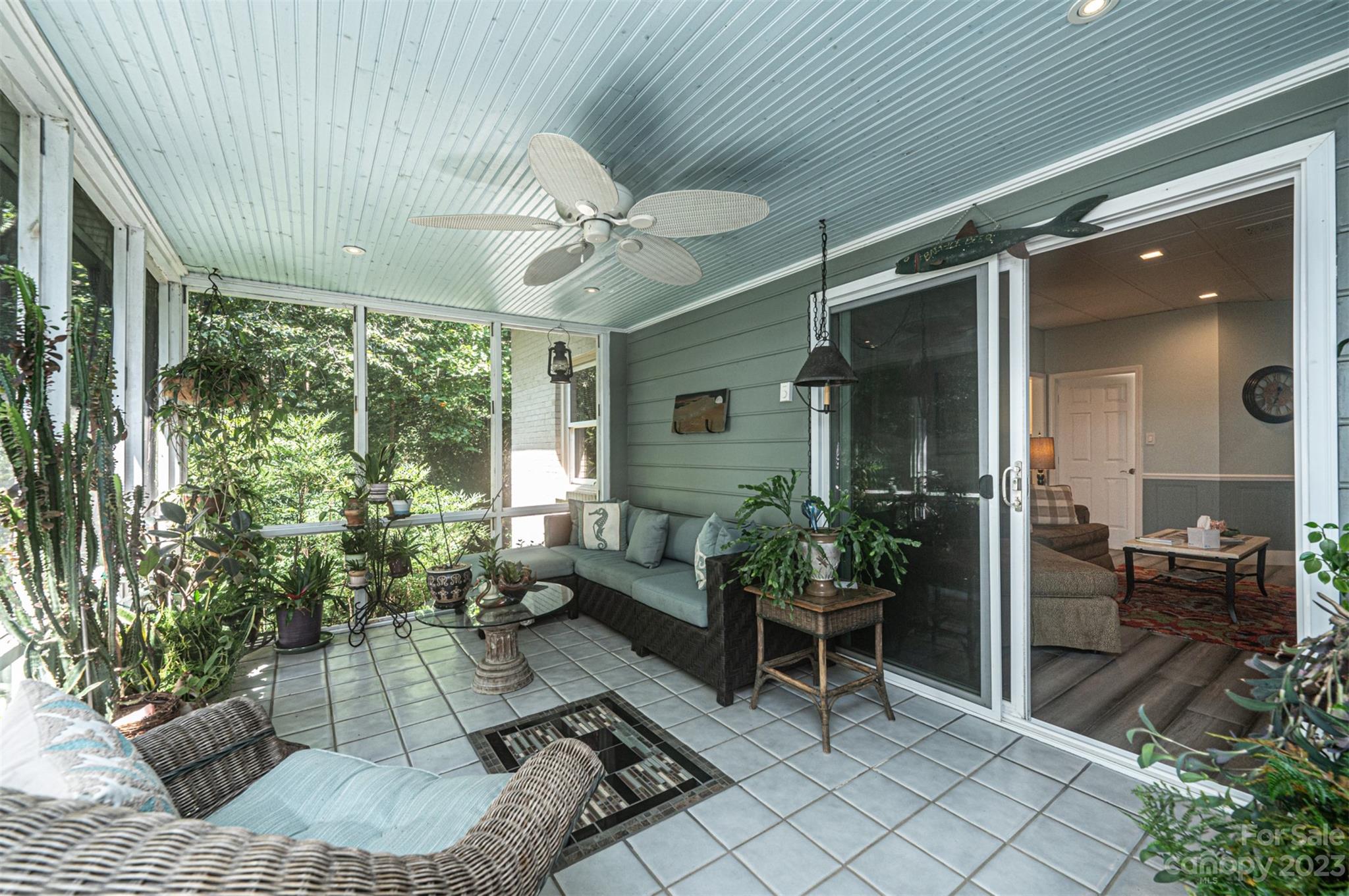 718 Wood Hollow Road