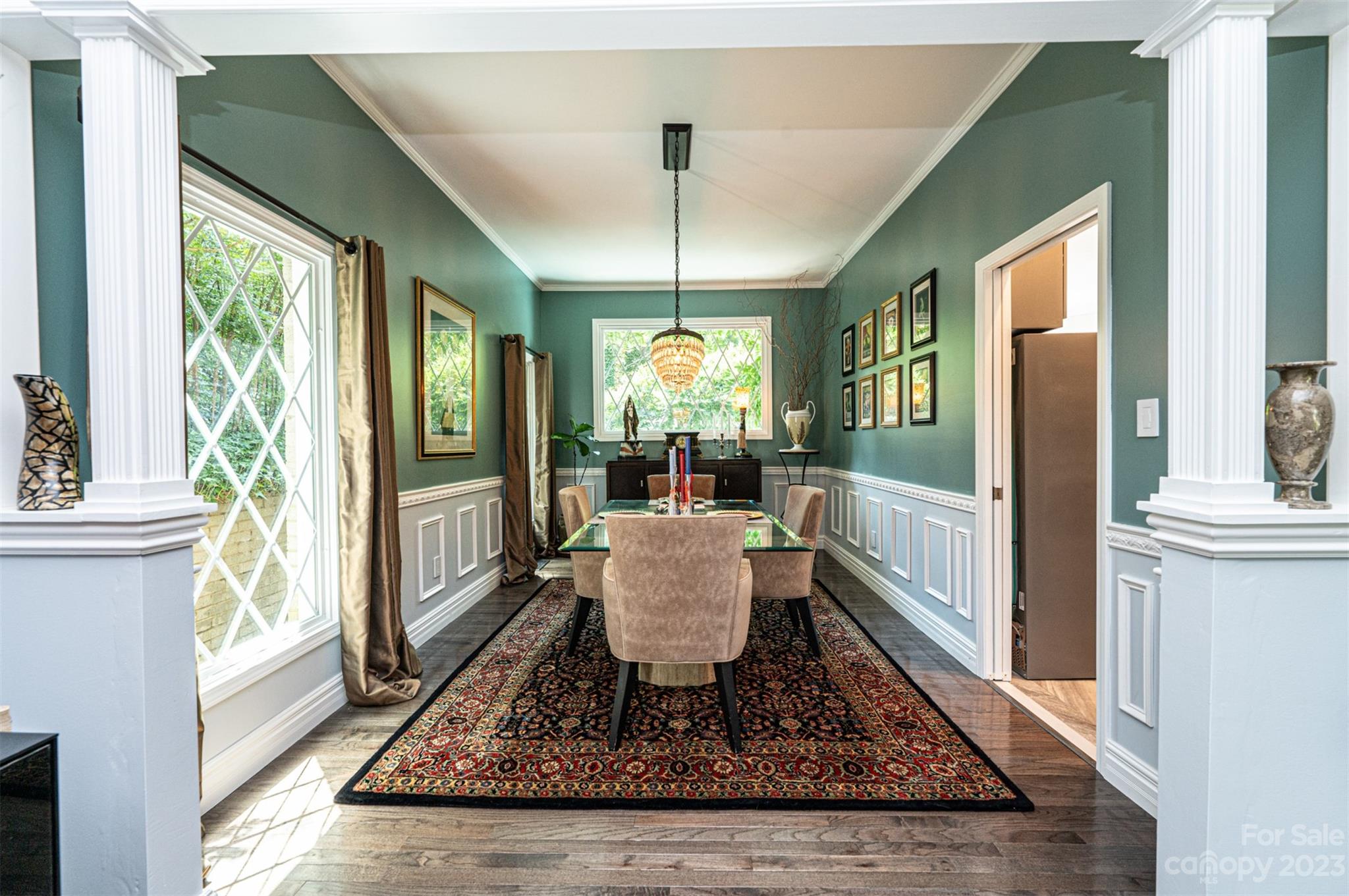 718 Wood Hollow Road