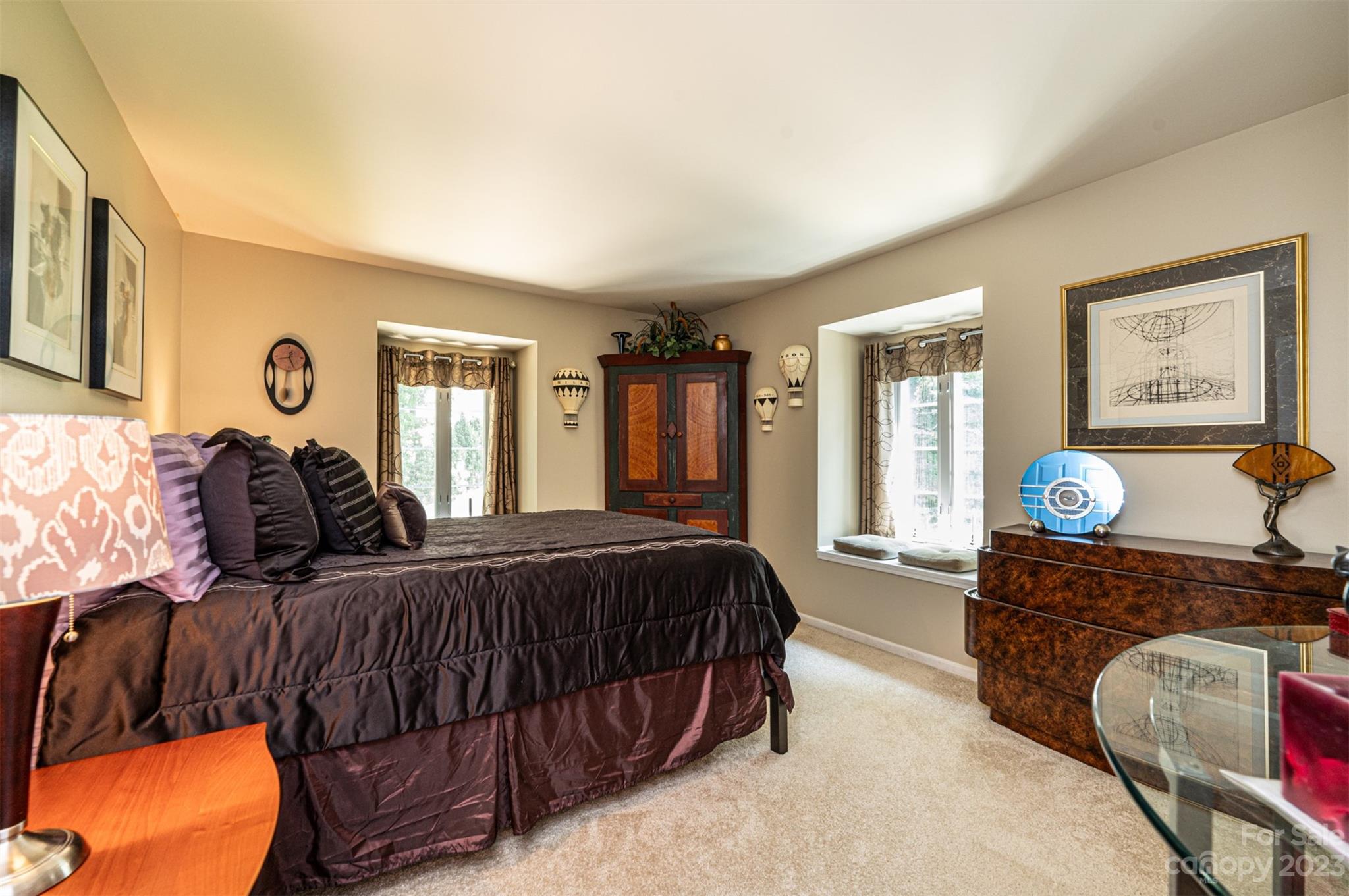 718 Wood Hollow Road