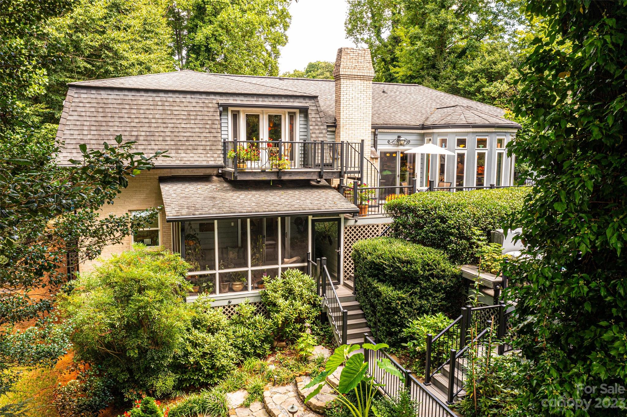 718 Wood Hollow Road