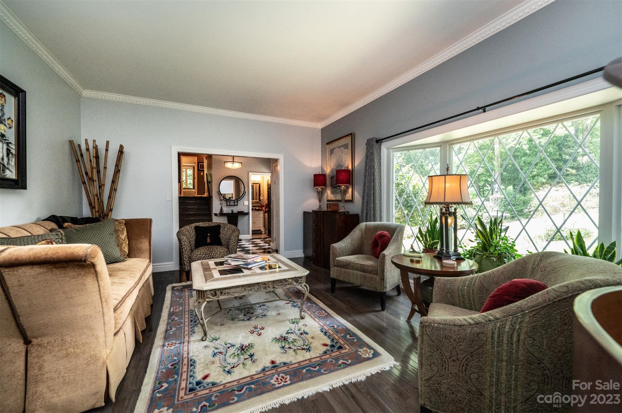 718 Wood Hollow Road