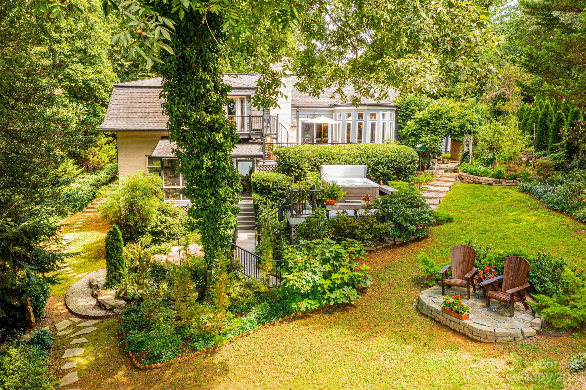 718 Wood Hollow Road