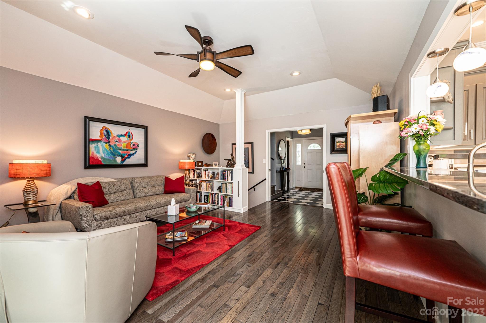 718 Wood Hollow Road