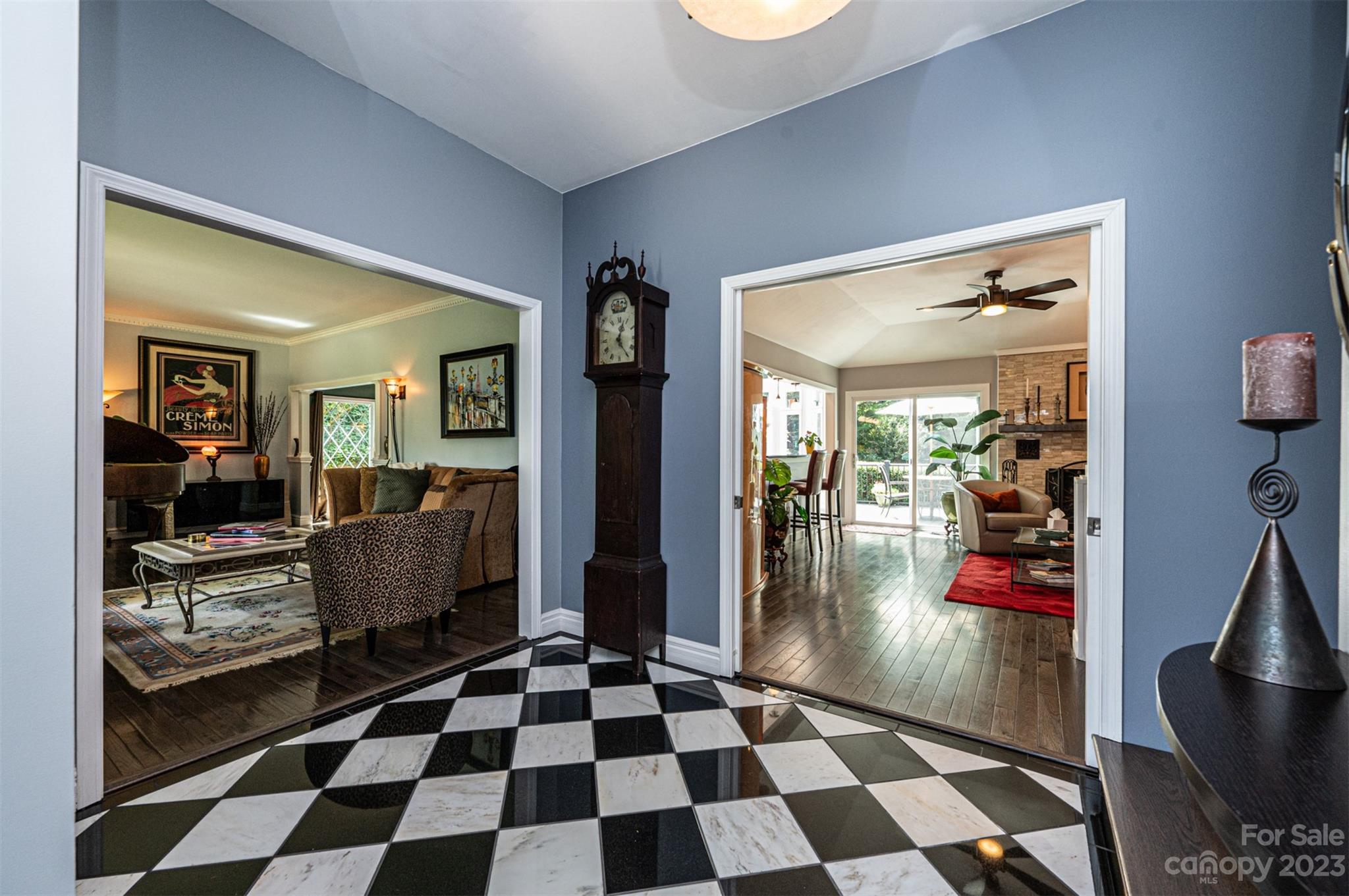 718 Wood Hollow Road