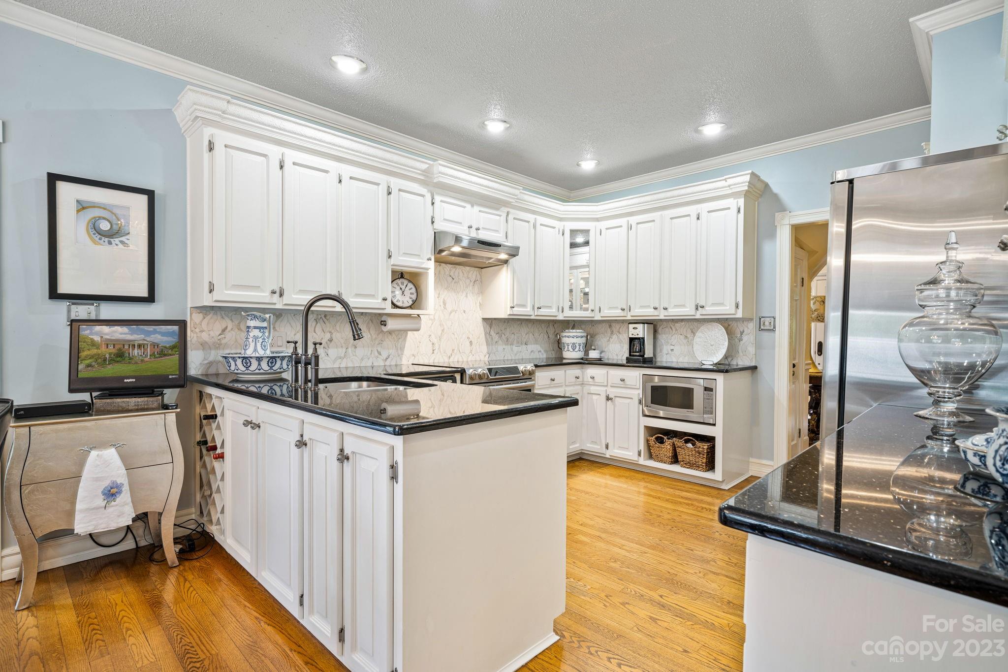 29 Cove Crest Drive