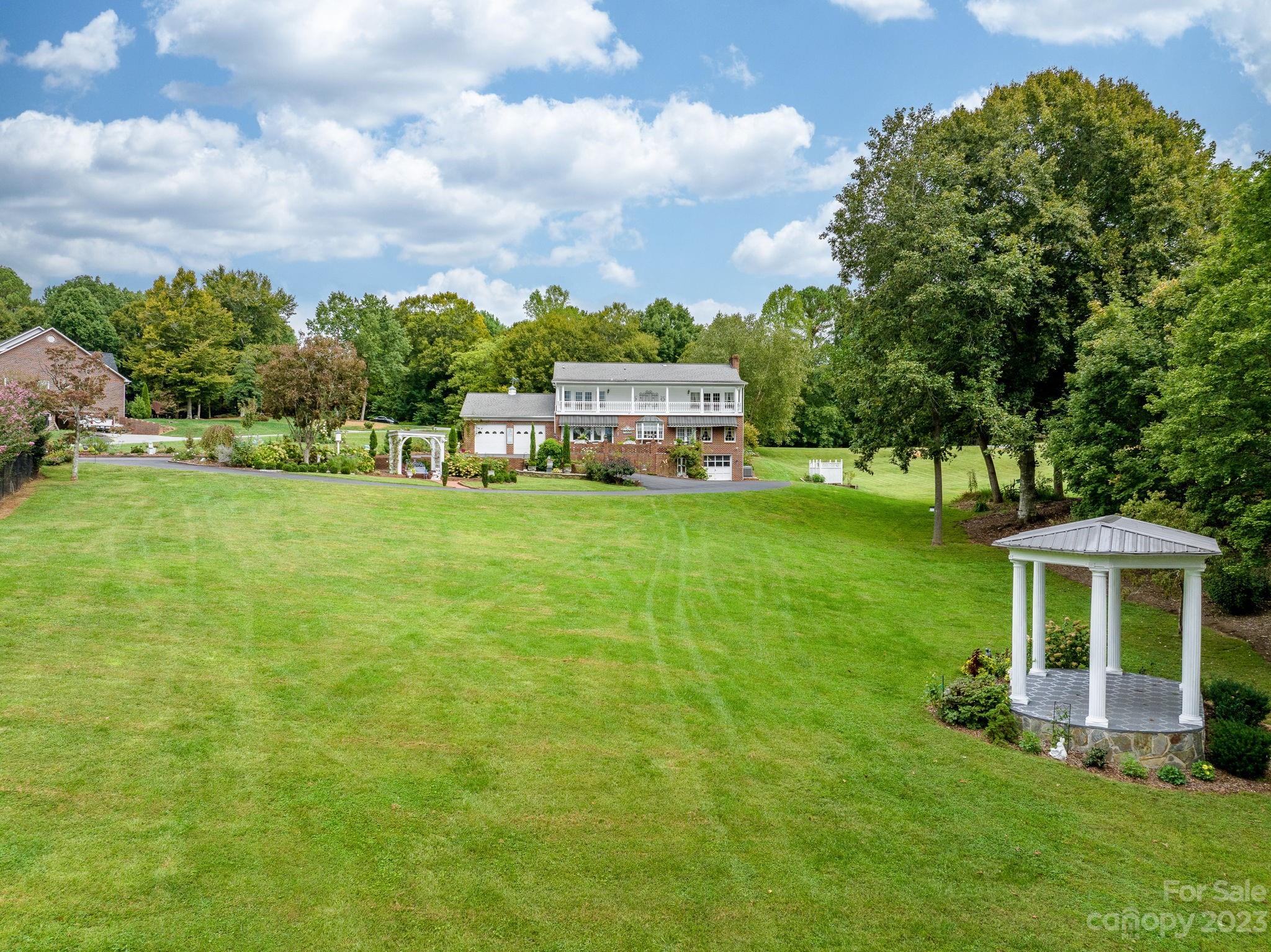 29 Cove Crest Drive