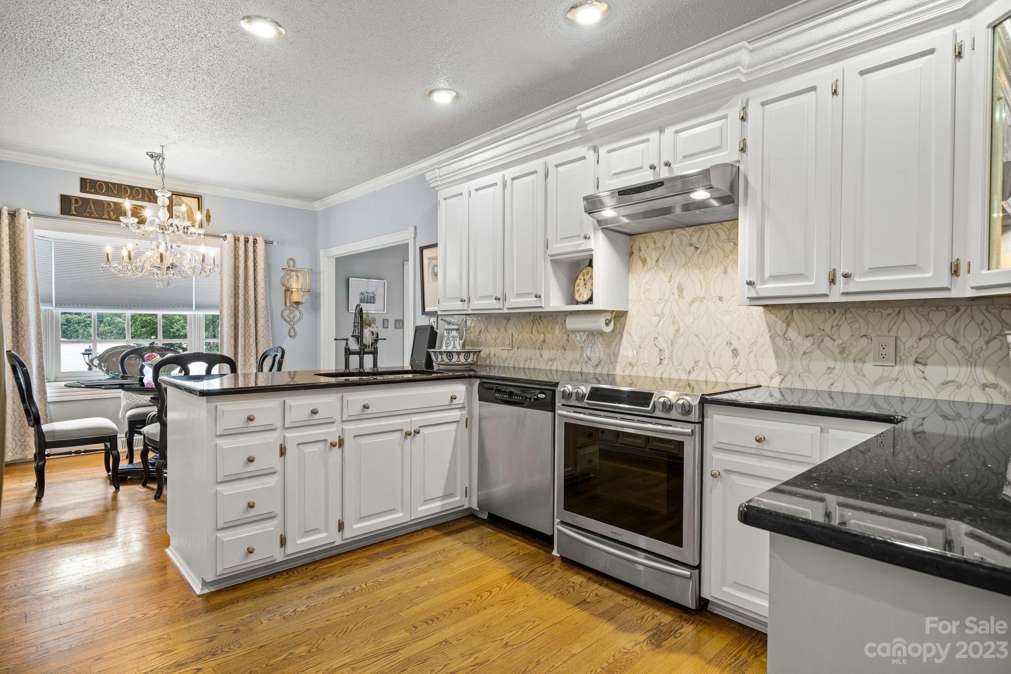 29 Cove Crest Drive