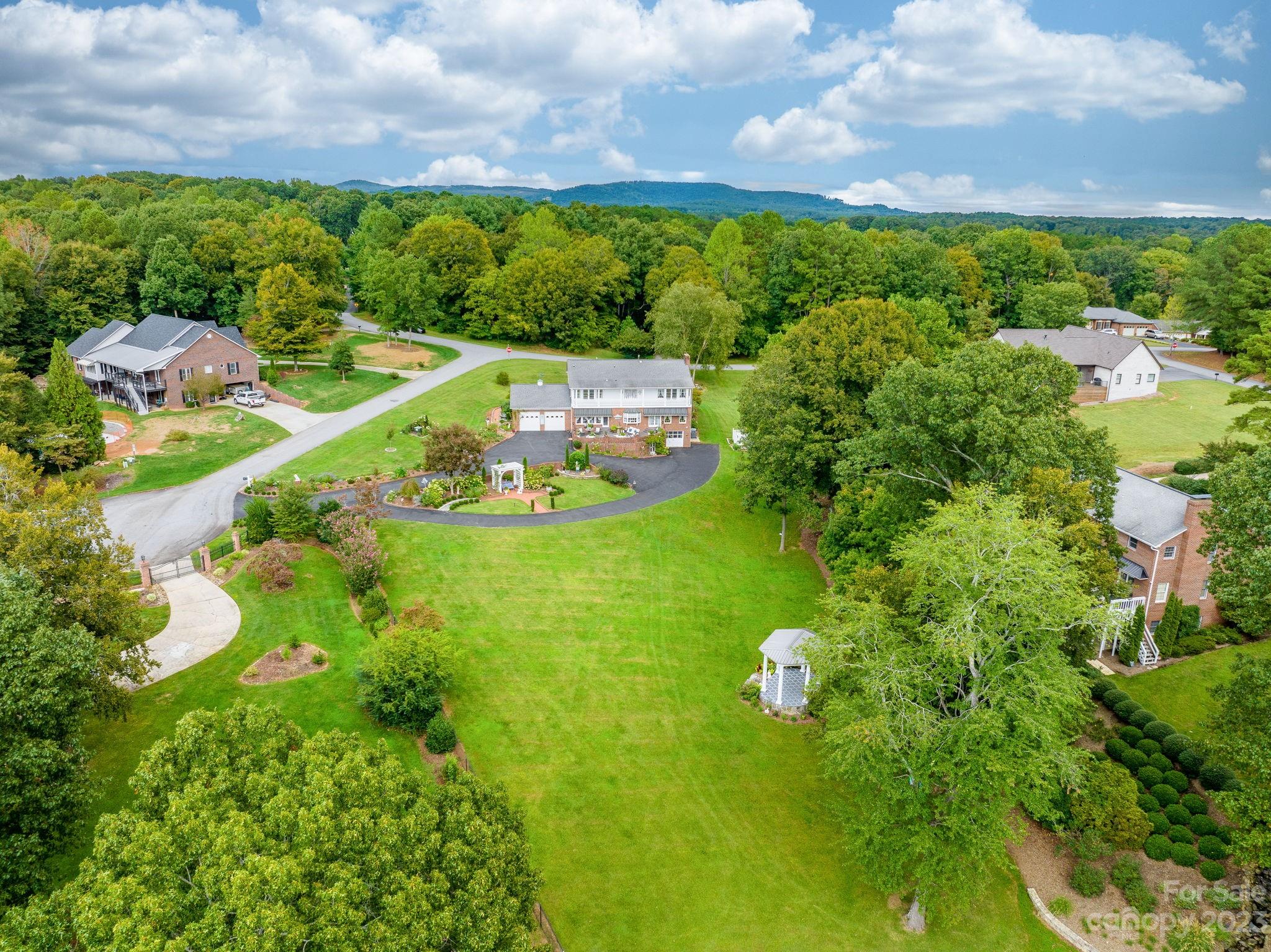 29 Cove Crest Drive