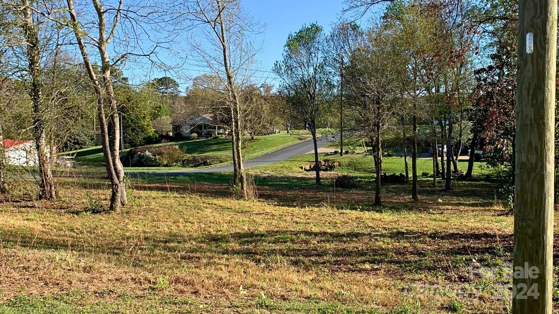 2712 Cliftwood Circle