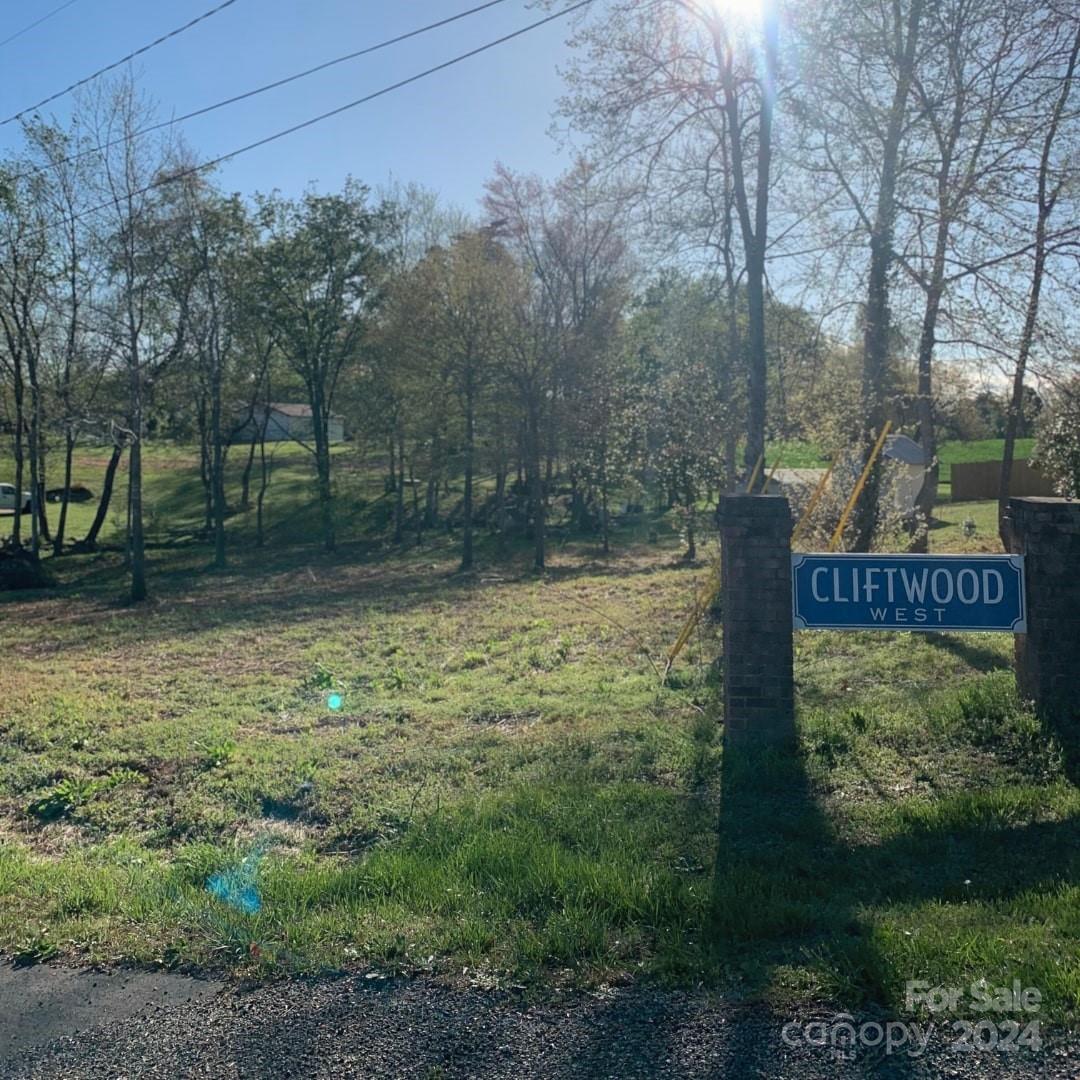 2712 Cliftwood Circle