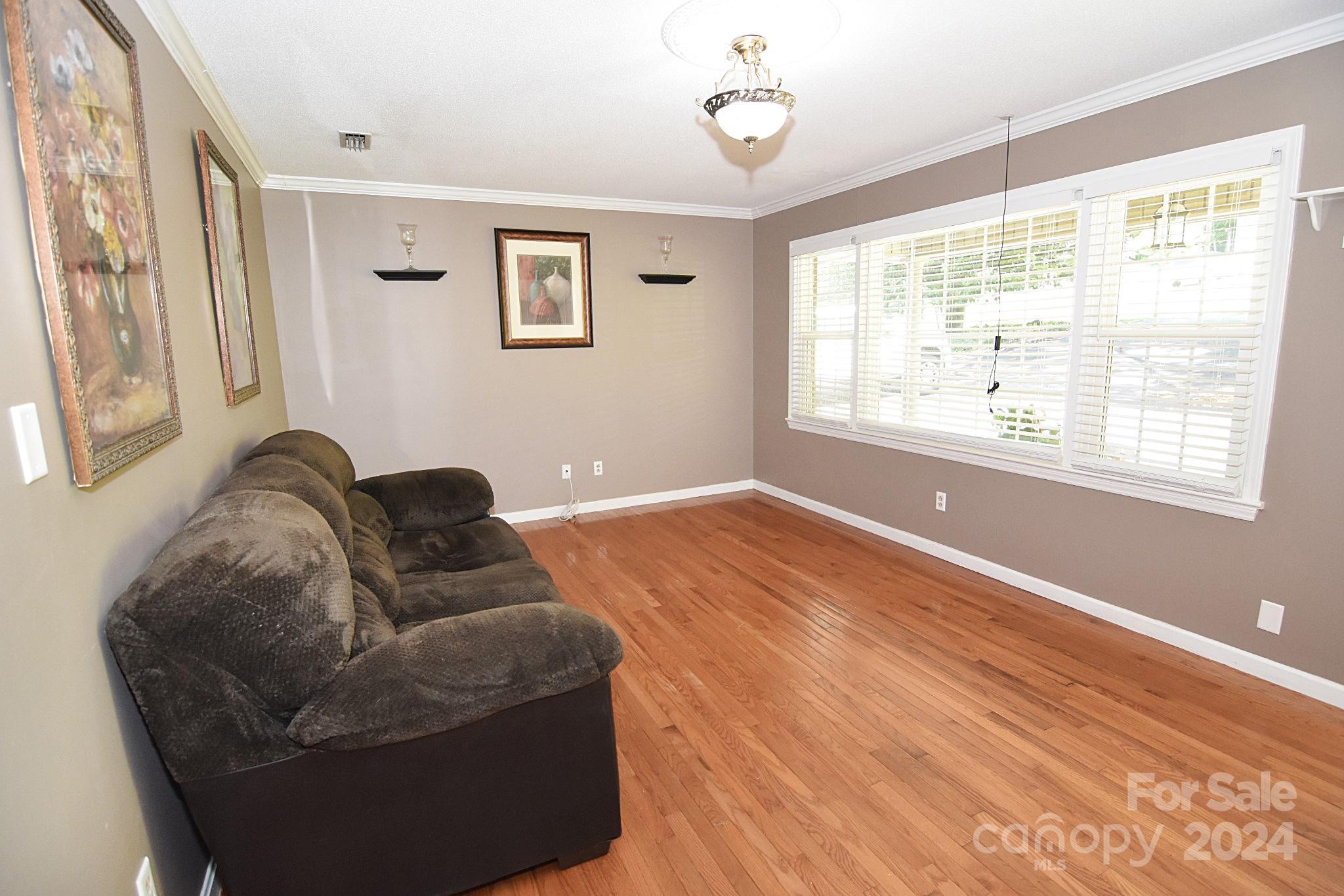 71 Lakemont Park Road