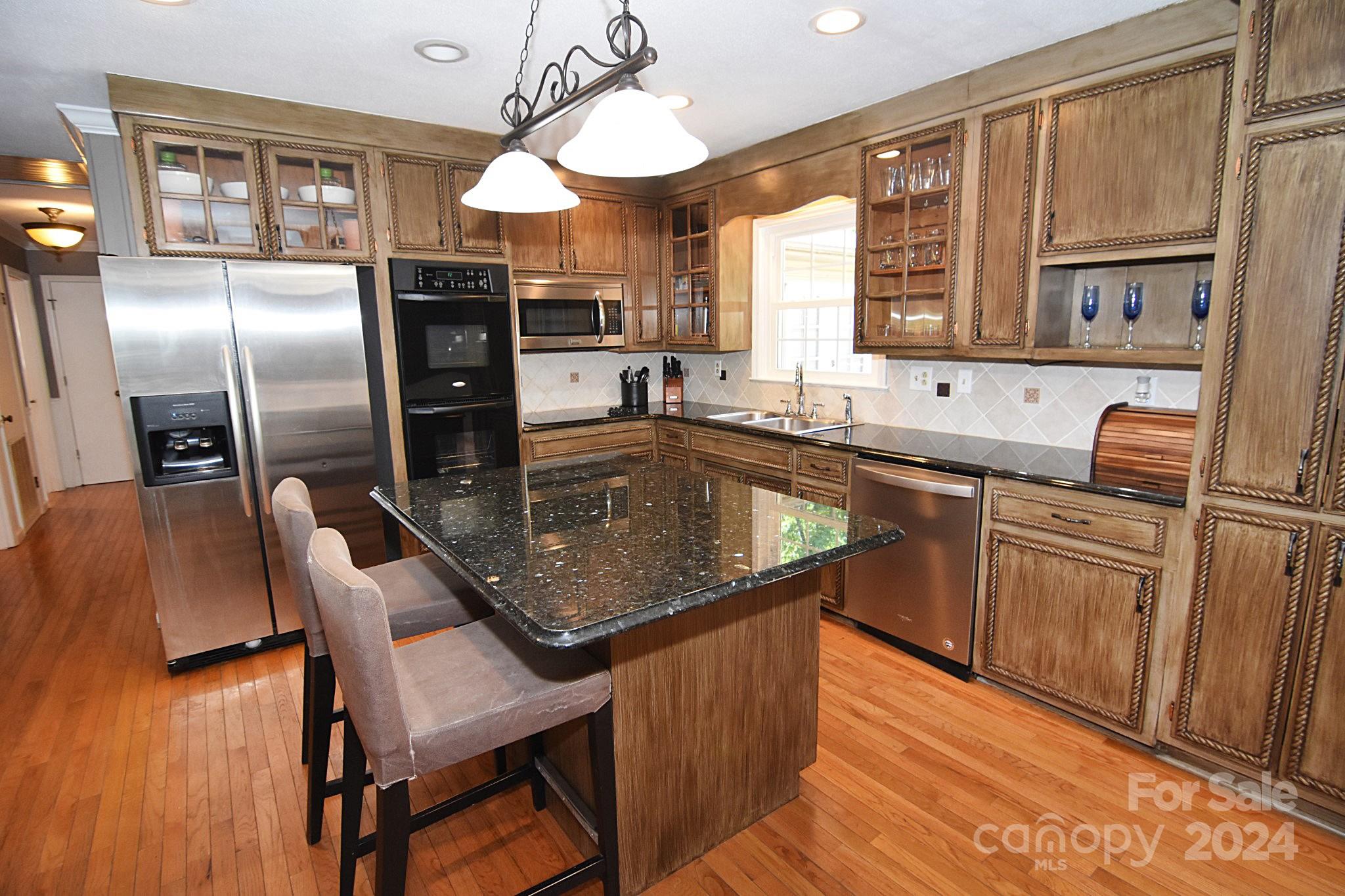 71 Lakemont Park Road