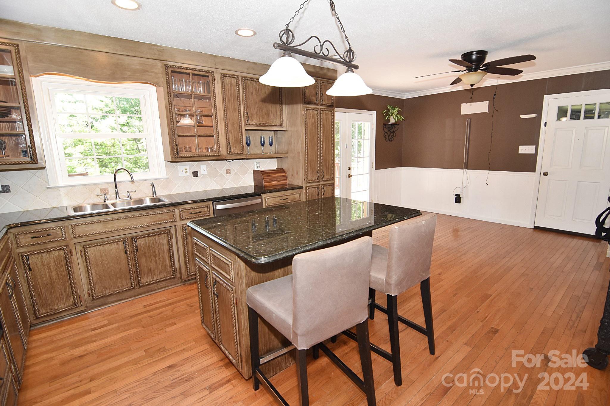 71 Lakemont Park Road