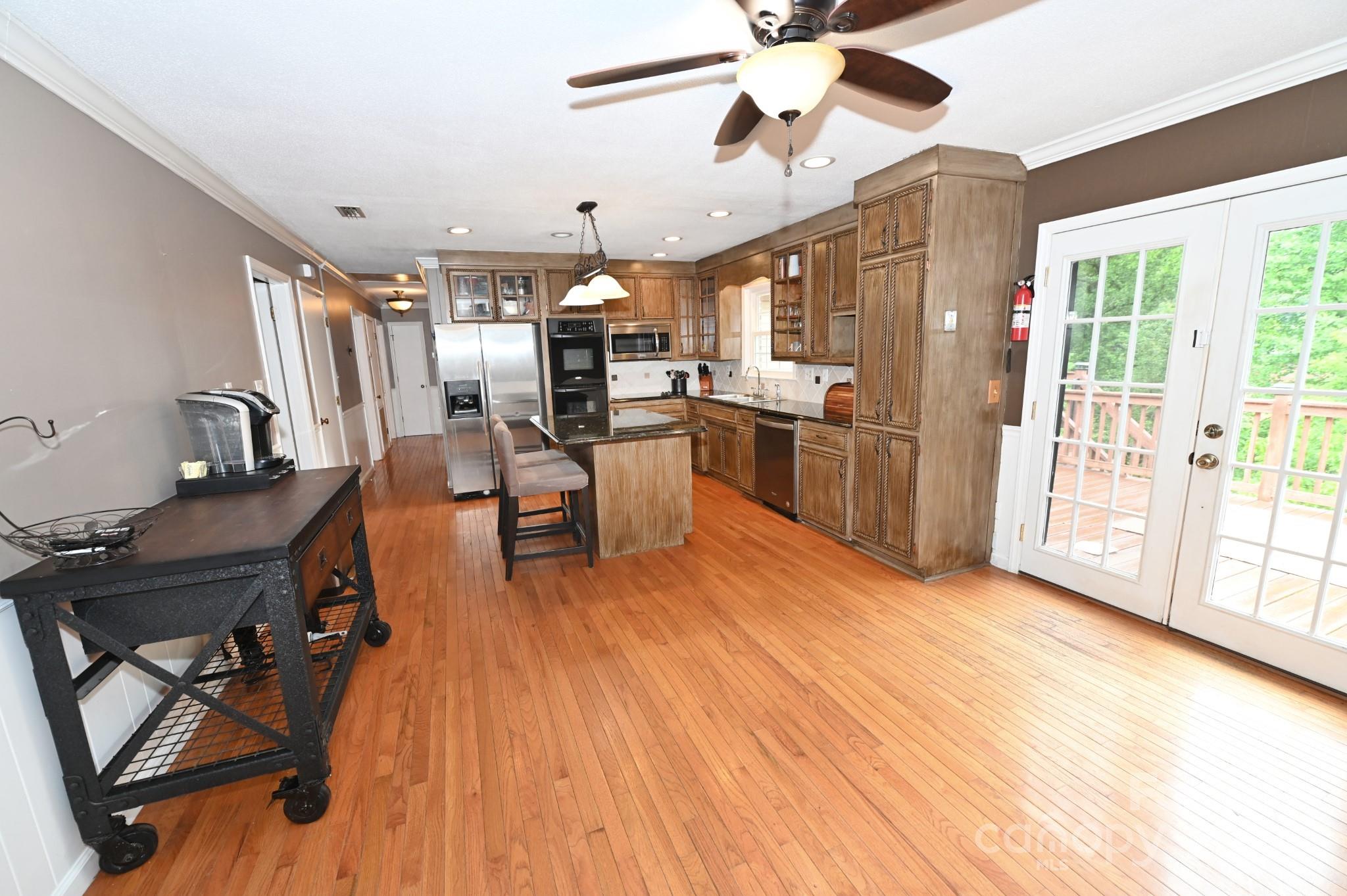 71 Lakemont Park Road