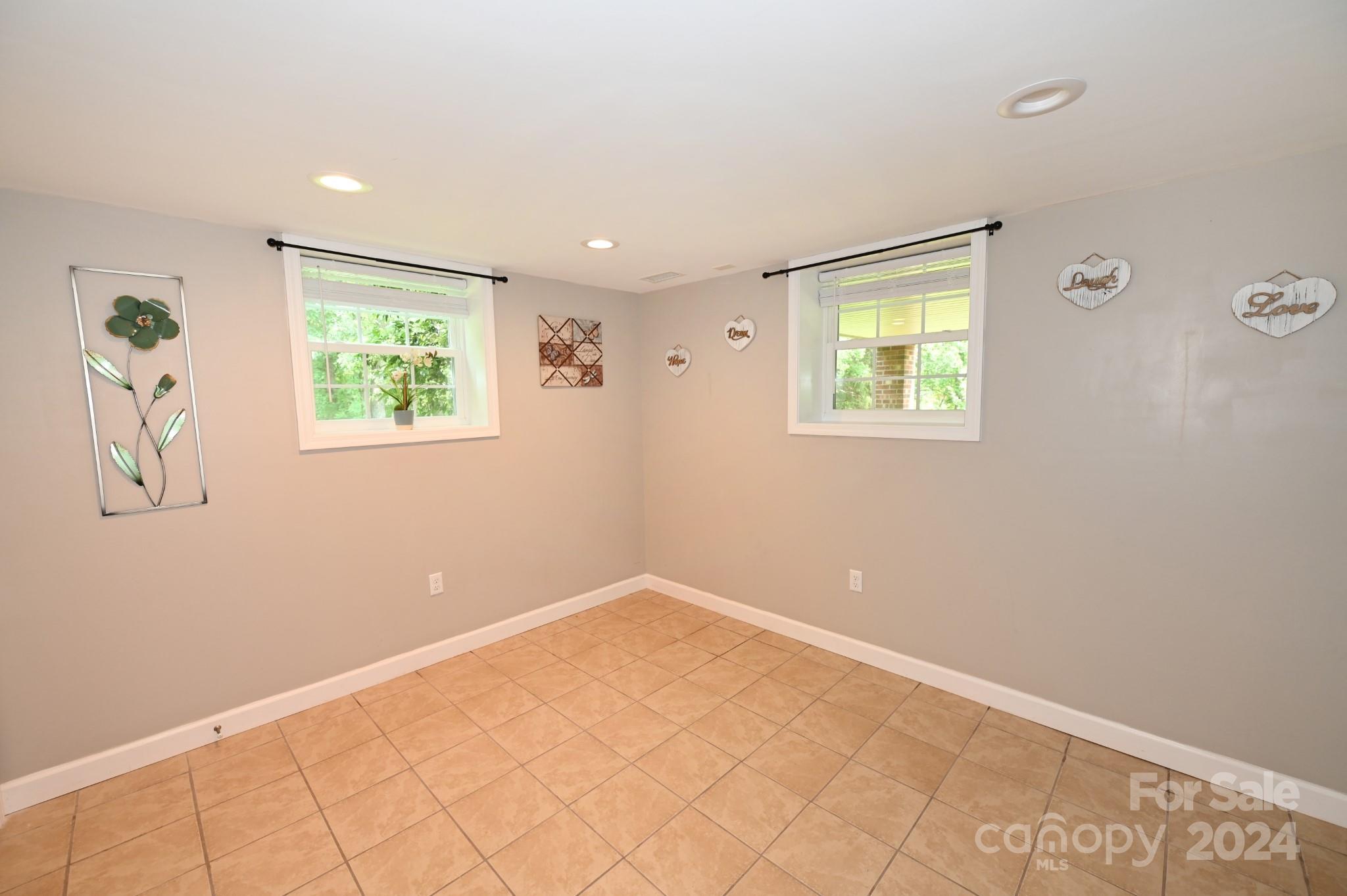 71 Lakemont Park Road