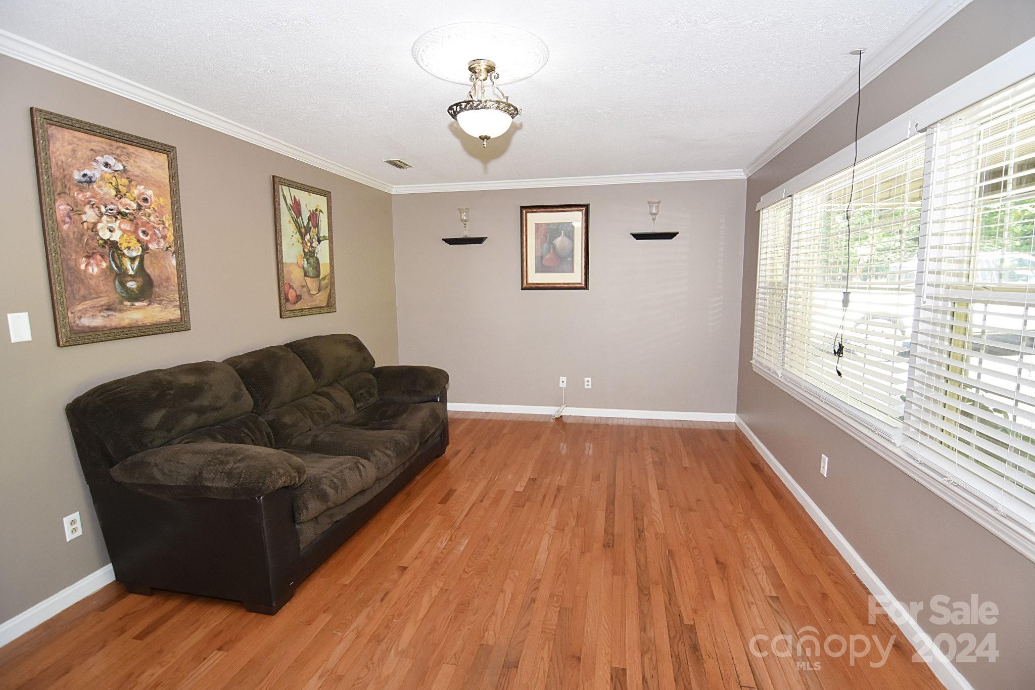 71 Lakemont Park Road