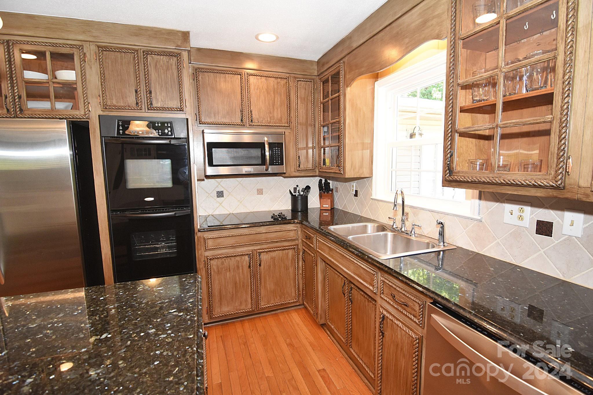 71 Lakemont Park Road