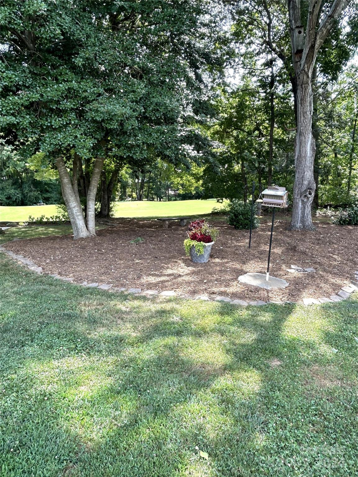 4821 Glen Hollow Lane NE