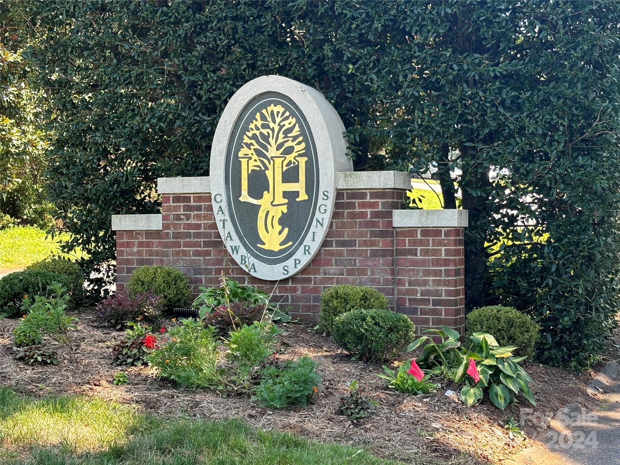 4821 Glen Hollow Lane NE