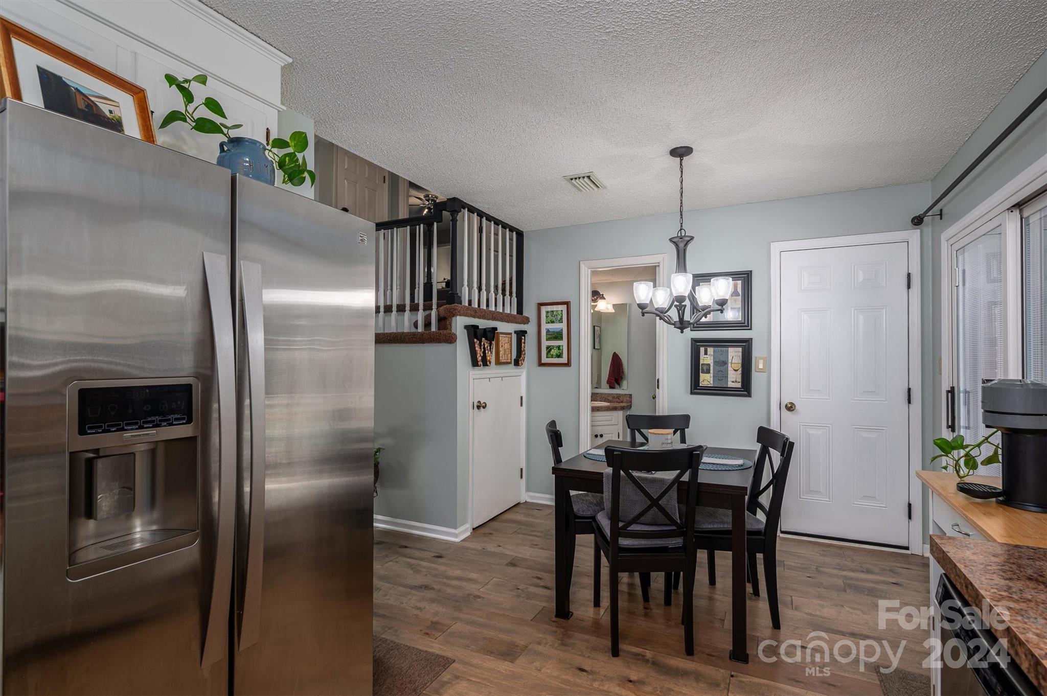510 6th Street Circle NE