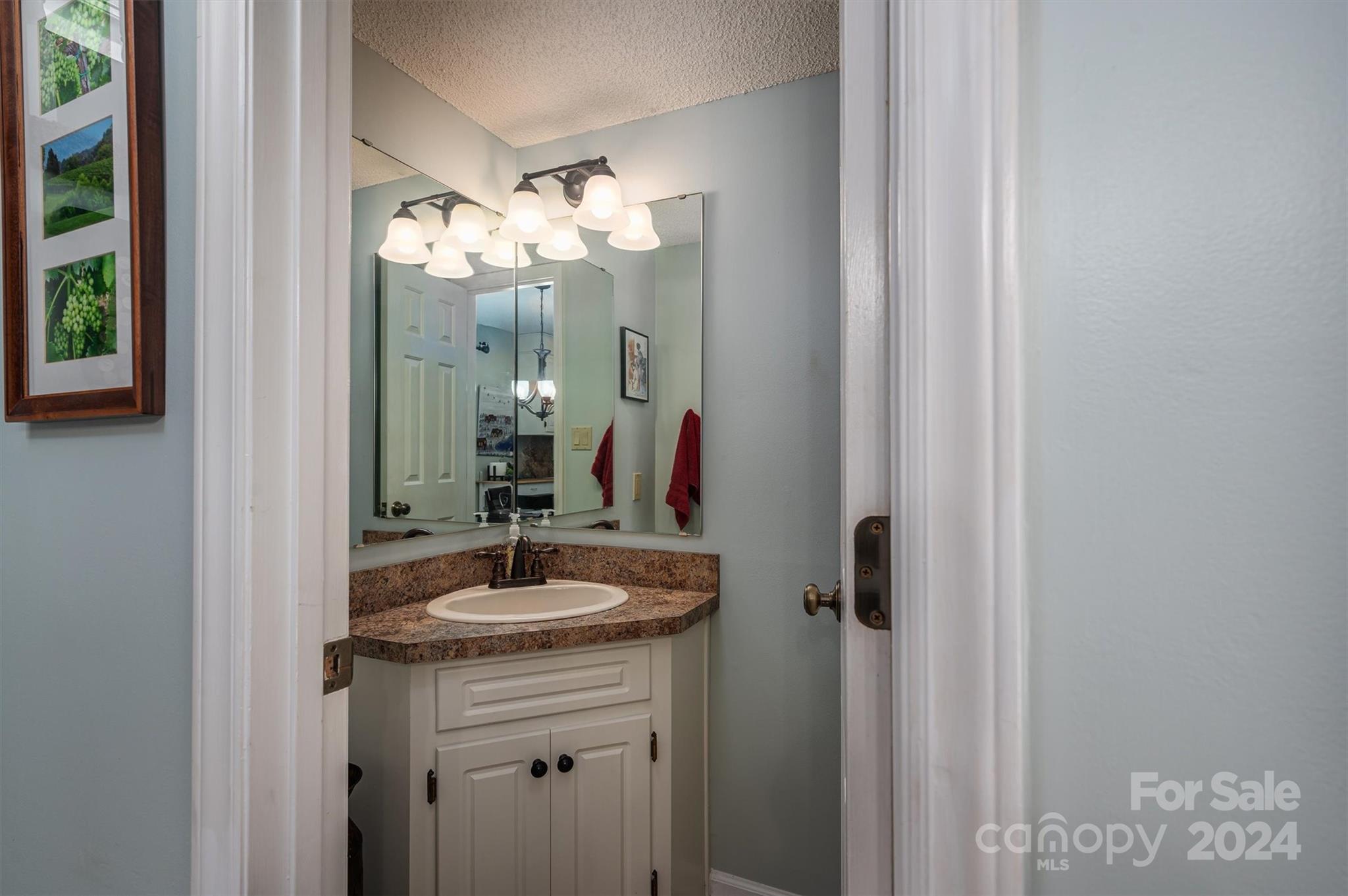 510 6th Street Circle NE