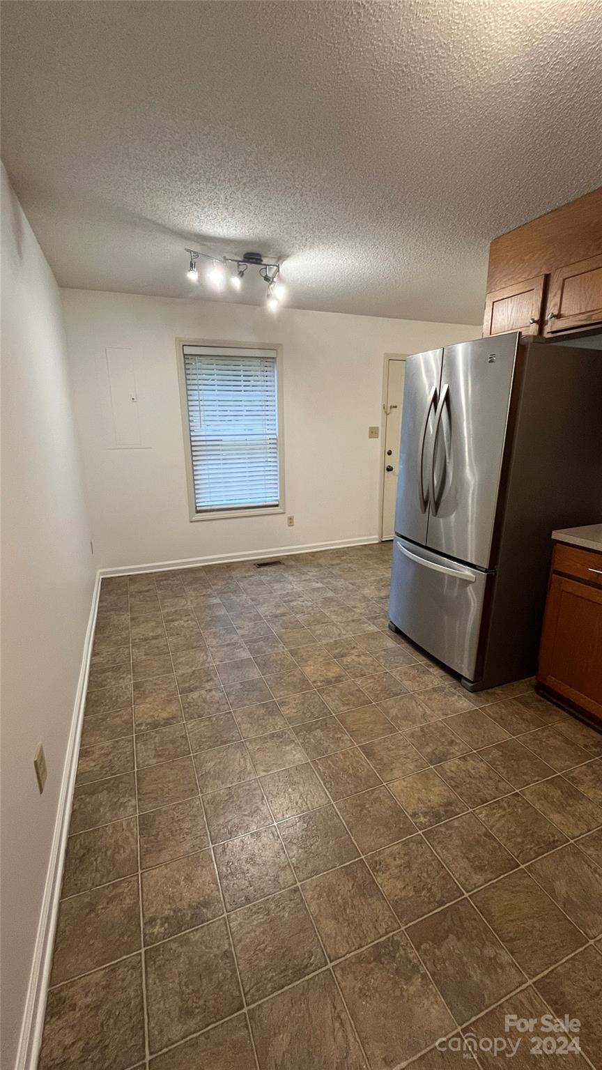 521 N Spring Avenue Unit: #521