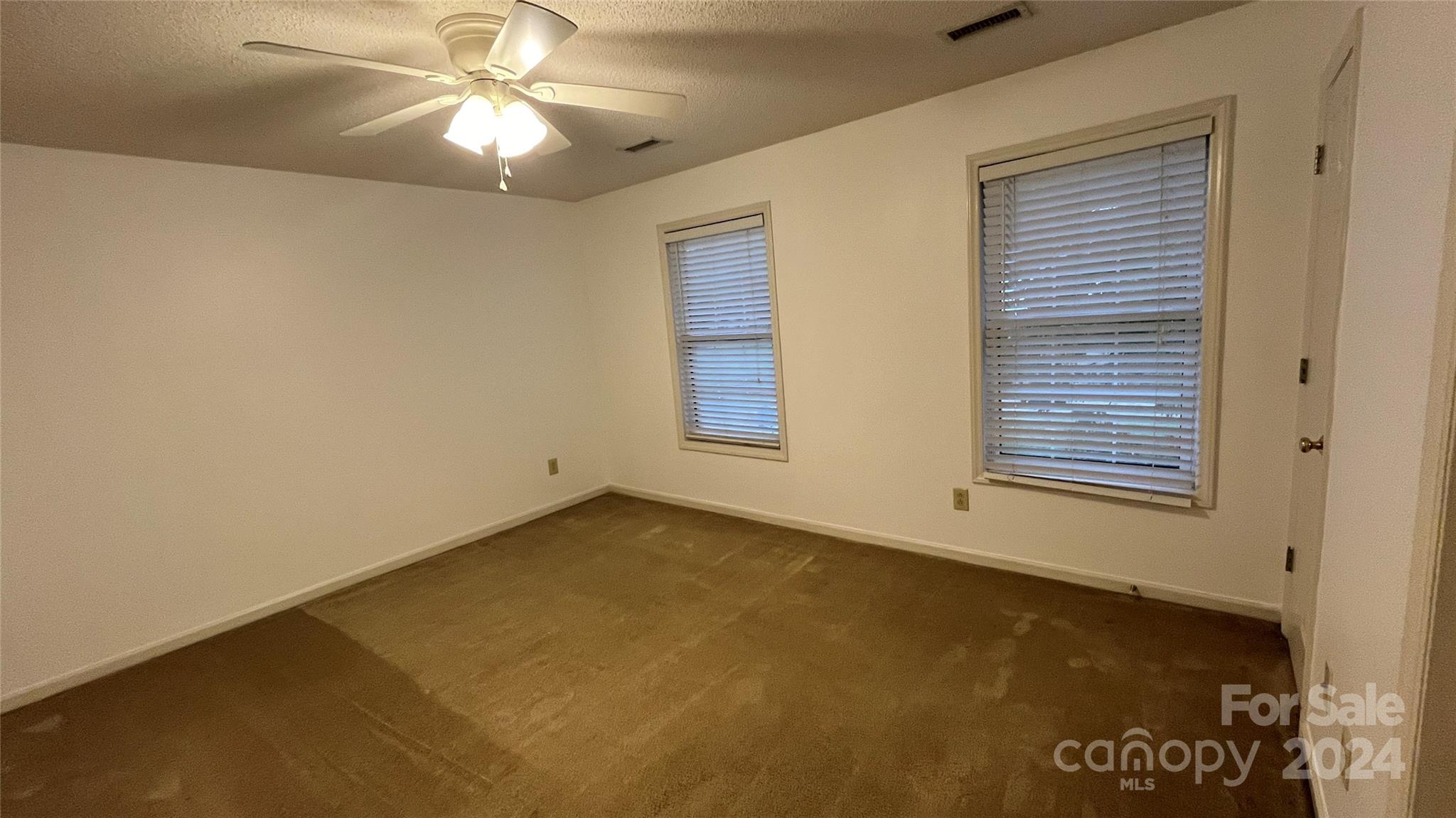 521 N Spring Avenue Unit: #521