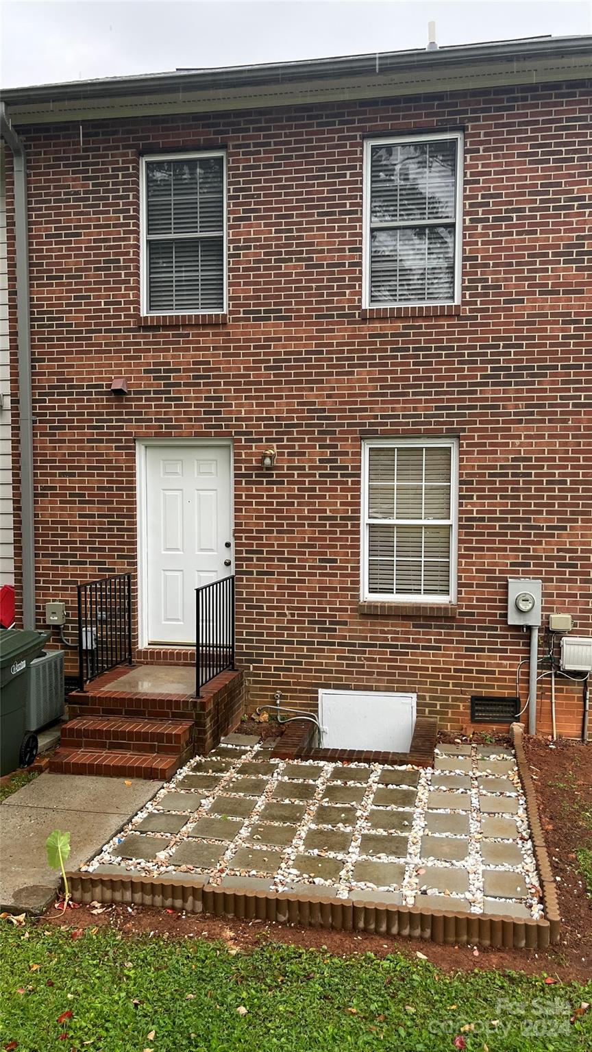 521 N Spring Avenue Unit: #521