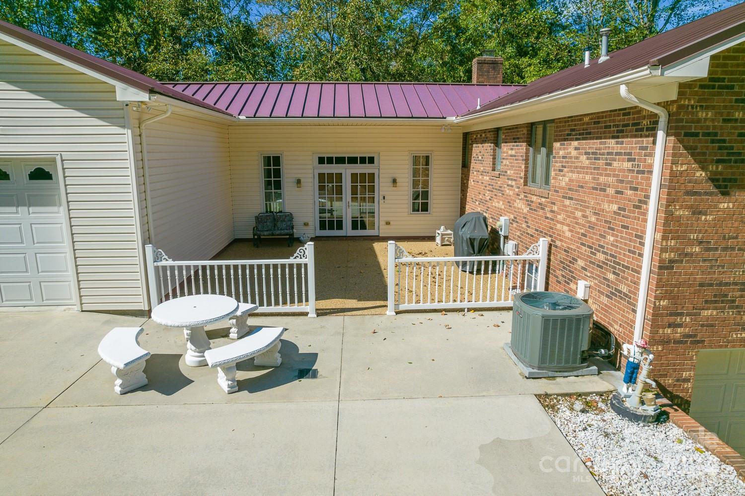 5076 NC Hwy 127 Highway