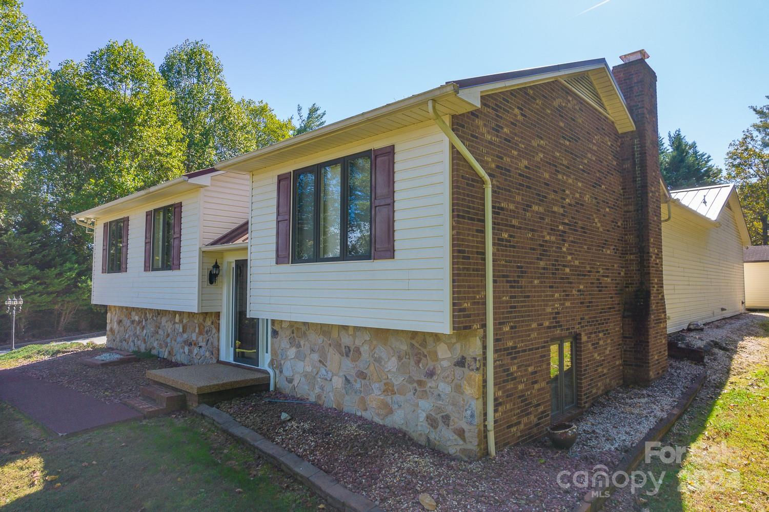 5076 NC Hwy 127 Highway